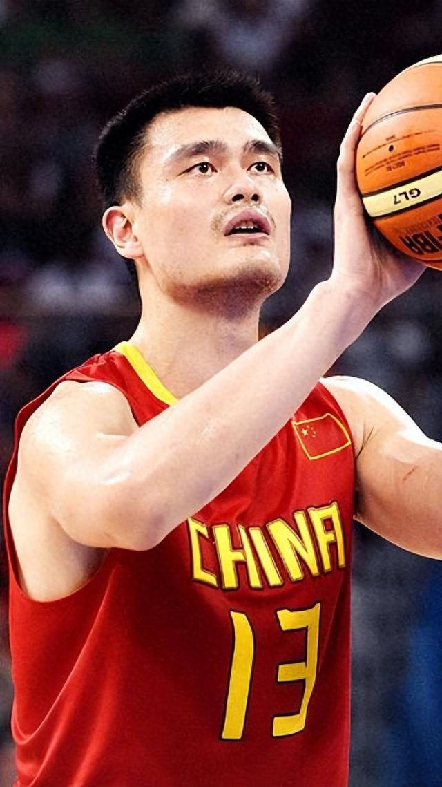 姚明成功晋级世界体育明星名人堂，成为中国篮球的骄傲的简单介绍